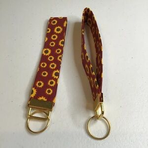 Sunflower Pattern Keychain Wristlet with Gold Tone hardware HANDMADE new cottage